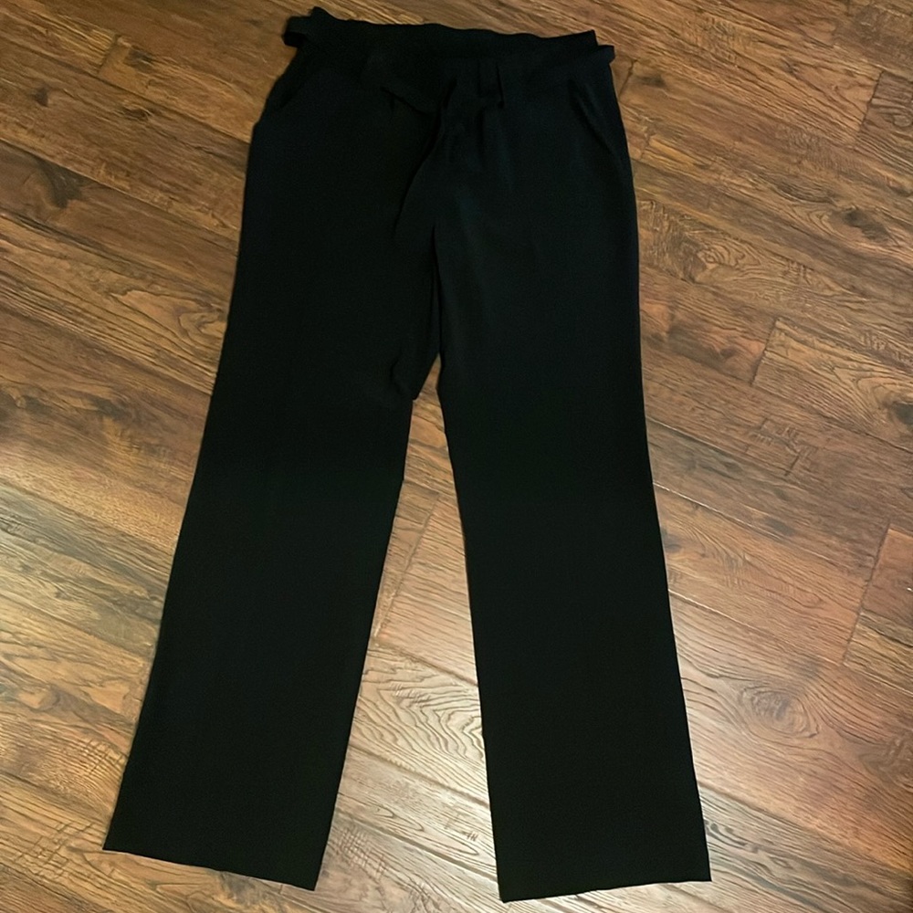 Athleta pant size 10. Never worn. Super cute tie with a straight leg.